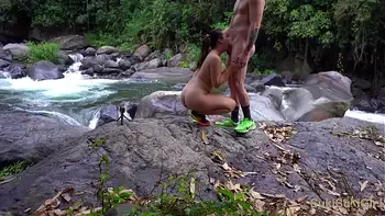 (4K) Fucking by the river in Costa Rica with ( Sukisukigirl / Andy Savage Episode 159 )