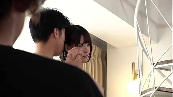 『愛し合う夫婦が残したいメモリアルヌードフォト』と題された雑誌の企画と妻を騙し、絶倫チ○ポ男と素肌密着偽撮影会で寝取られ検証!!旦那よりも若くてカチカチに反り返ったチ○ポがマ○コまで3cmに超接近して奥さん急激欲情!?旦那が近くにいるにも関わらず生中出し!! 10【Part3】