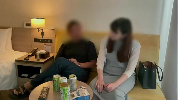 やらせなし完全リアル【個人撮影】【隠し撮り】顔もカラダも綺麗すぎ 30歳OLがリモートワーク中に抜けがけカラオケ【顔出し】【近距離】スタイル抜群S級美乳 そして 抱擁セックス
