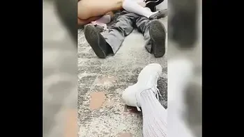 Mejores AMIGAS Estudiantes Putitas de la ESCUELA Técnica se Graban Chupándole la VERGA a un Wey y Cogiendo en la Escuela! Colegiala Mexicana Amateur Follando en Público, Alumnos Precoces! Parte 2