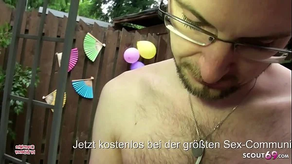 Reife Deutsche Mutter auf Party vor allen Gästen gefickt - German Mature