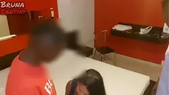 Maridão levou a Bruna pro motel, pra dar pra ele e para o cunhado dela. Cinegrafista quis participar e durou 30 segundos.