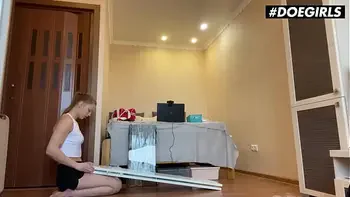 Kinky Blondie Mary Rock Decides To Finger Her Juicy Pussy On Camera Because She Didn't Know What Do In Her Free Time On Lockdown - DOEGIRLS