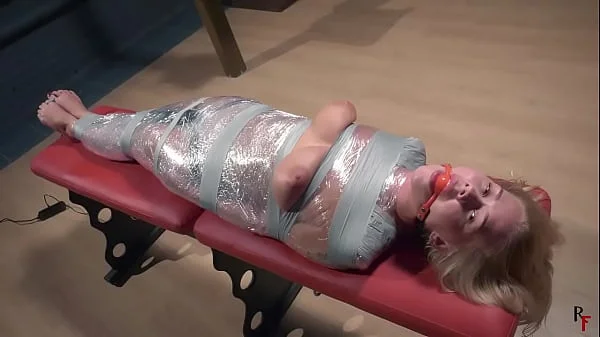 Darina has multiple orgasms Mummification with magic wand 2