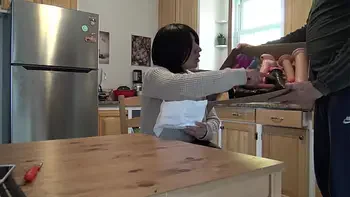 busty amateur milf fucking the amazon delivery guy