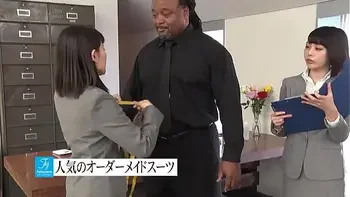 Japanese employees are happy to serve Black foreigners