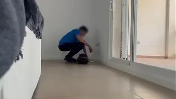 I call the young electrician to fix the plug and give him a blowjob and surprise fuck him without him knowing