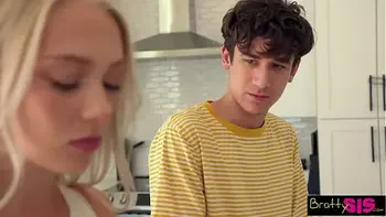 Braylin Bailey tells Stepbro, Step brothers are supposed to have itty bitty cocks S19:E6