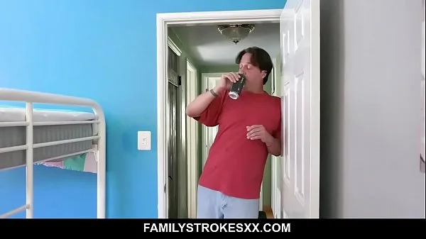 Teen hottie Hannah Hawthorne filled w/ stepdad cock