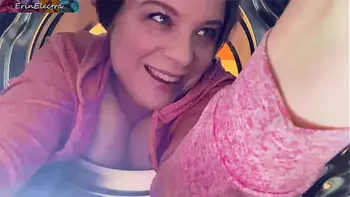 Stepmom stuck in the washing machine takes it in both holes to keep it a secret