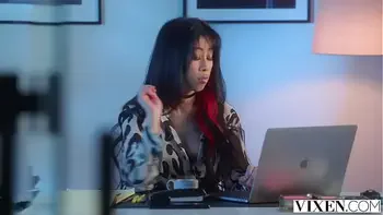 VIXEN Overworked Jade gets a special stress release