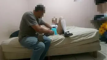 Hermosa Alumna Mexicana culea con su vecino por un regalo, Follando con jovencita estudiante mexicana de Sinaloa, real casero