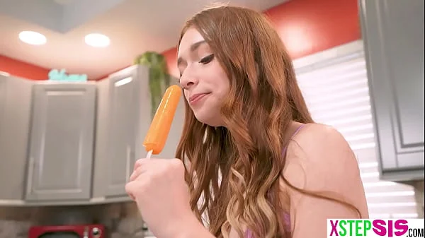 Stepsister teen Jessica Marie really needed something to suck on apparently