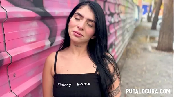 PutaLocura - Pillada a sensual colombiana Abby Montano
