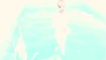 Novinha gostosa de biquíni ama masturbar e chupar os amigos na piscina - MysteriousKathy POV