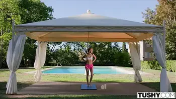 TUSHY Reformed Bad Girl Kelly Get Bored Being Good