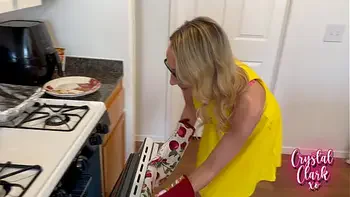 Stepmom Stuffed By Stepson On Thanksgiving