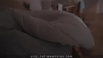 Step mom dreams of step son's cock? Stepson gifts rough fuck Step mother in share bed at midnight
