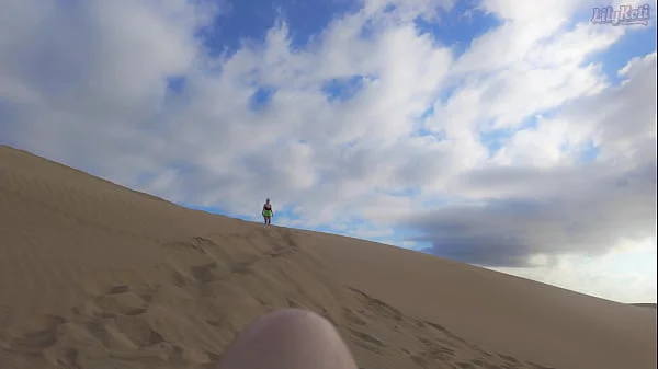 Lily's Unexpected Adventures In The Middle Of The Dunes! | LilyKoti