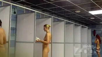 voyeur shower