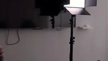 Behind the scenes porn with actress with a big ass