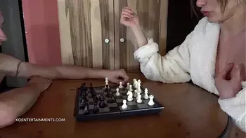 Kitana Lur vs. Potter - Chess Fight - SHORT