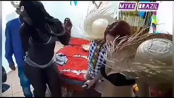 Festa de arraial de São João 2024 com 2 atriz e 3 atores com muitas orgia e com muito sexo anal com fernanda chocolate e com nicole romanoff completo no sheer