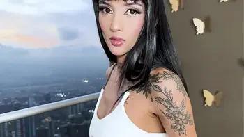 Sexy skinny Elina sansd. She opens her tight ass to receive two big cocks in her ass DAP