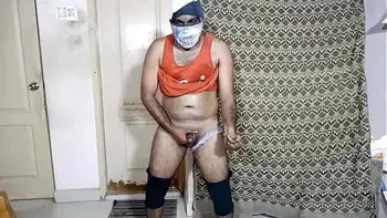 Black cock hear and cum in hand