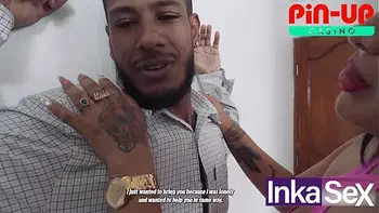 Super Culona con mirada de puta recibe una fuerte follada /Pin-Up