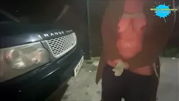 Cracky bottle fucked