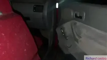 Conheci a Fernanda chocolate num sítio e queria fazer esguichar bem gostoso no carro veja o que aconteceu inacreditável completo no red xvideos e sheer