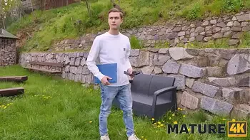 MATURE4K. From Huntress to Prey