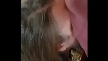 Esclave F souillée et humiliée dans un poulailler 30 octobre 2023