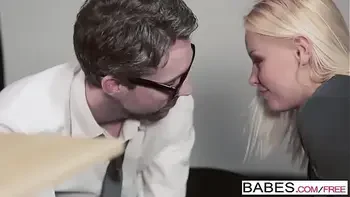 Babes - Office Obsession - (Lutro, Lola Taylor) - Necklace