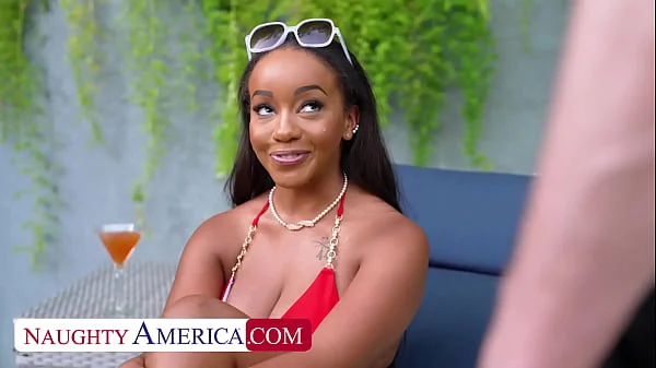 Ebony hottie Lily Starfire bangs the delivery guy after school