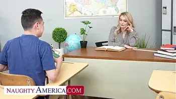 Professor Natalia Starr has her pussy stretched out in the classroom by a horny student