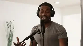 Tall Beauty Annie King Air Rides Isiah Maxwell's Nice & Hard Cock