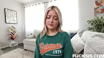 Virgin Sis’ Tight Pussy Rides Stepbro’s Dick in Practice