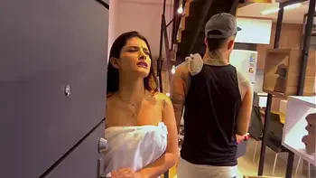 The plumber fucks my ass and makes me cum part 1 - SALOME GIL