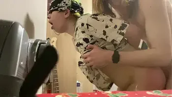 Моя любимая рабыня наслаждается моим хуем