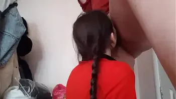 My teacher seduced me and made me take her pussy in my mouth