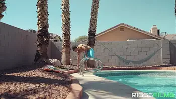 Big Boobs bikini Blondes Fucking The Pool Guy