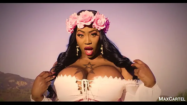 Black princess loses her virginity to handsome warrior