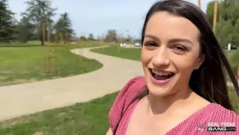 Sweet Country Girl Summer Renee Fucks In A Hotel Room