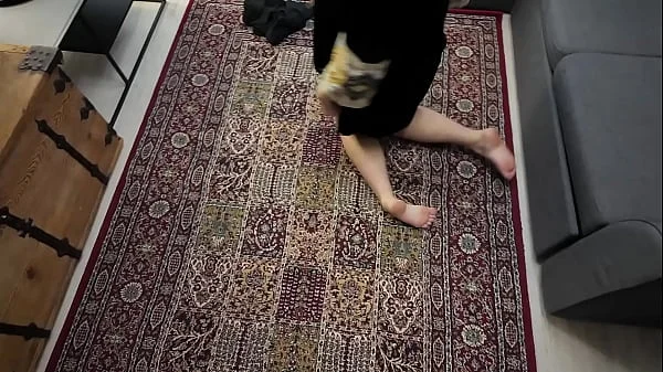 Ateşli Kadının Sikişmek İstediği Kişi Kocası Değil Üvey Oğlu - Türk Porno