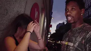 Me follo a una chica ramdon que me encuentro por la calle y la detono bien duro