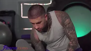 Fitness Rooms Latina teen Sofia Smith hot sex in ripped yoga pants POV blowjob at the gym