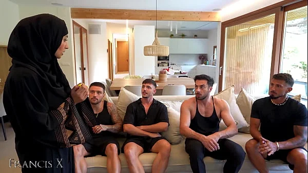Burka Slut Rough Gangbang With 4 guys and DVP