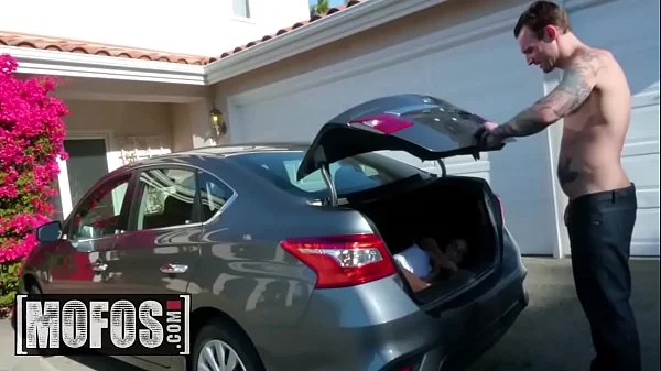 Dont Break Me - (Eva Yi) - Asian Spinners Tight Pussy Takes a Pounding - MOFOS